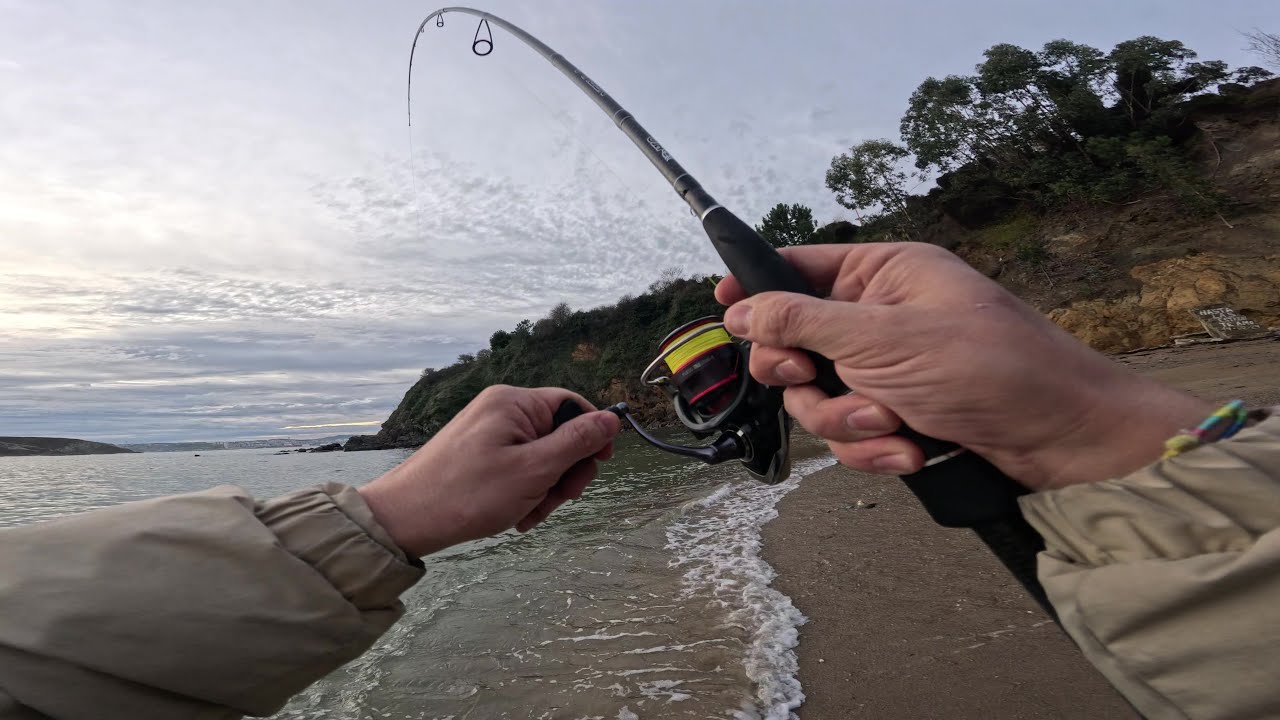 PESCANDO LUBINAS EN A CORUÑA ( GALICIA )