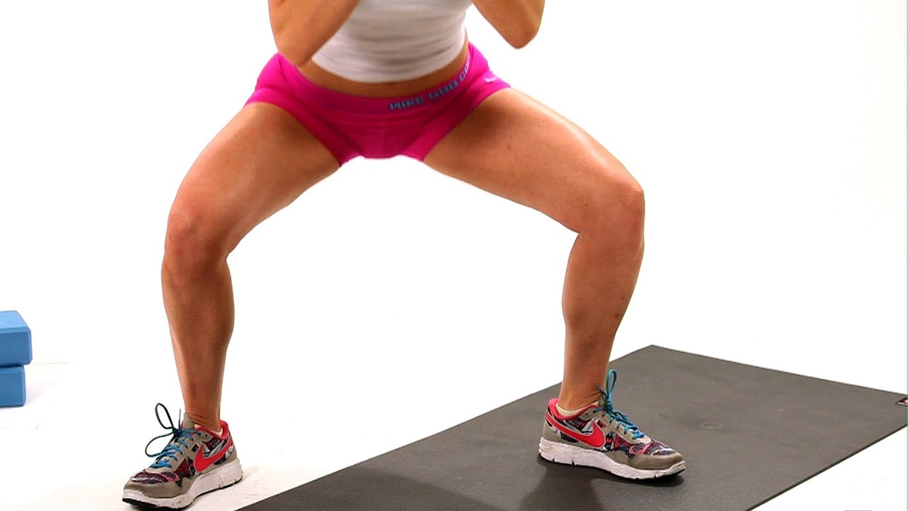 How to Do a Plié Squat | Thighs Workout