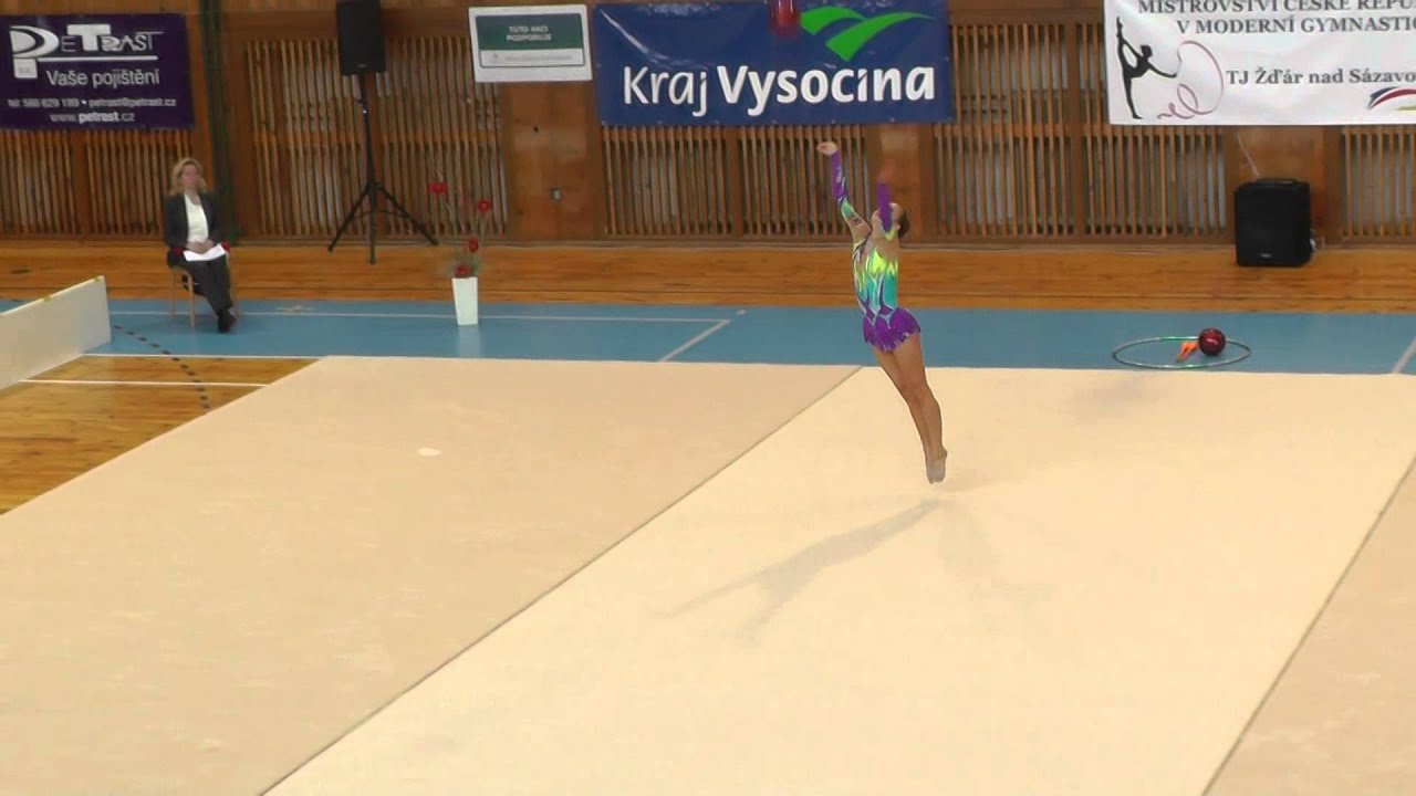 Moderní gymnastika-MČR dorostenky 2015