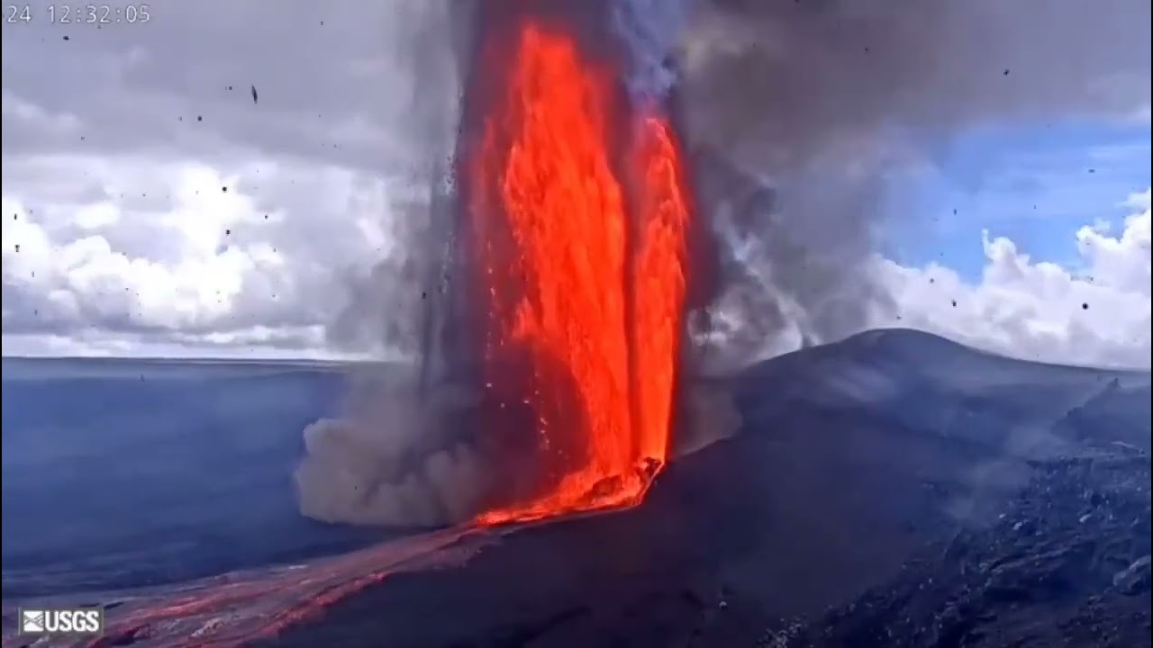 🌋Гавайи оролидаги Килауэа вулқони деярли 500 метр баландликка лава улоқтирди
