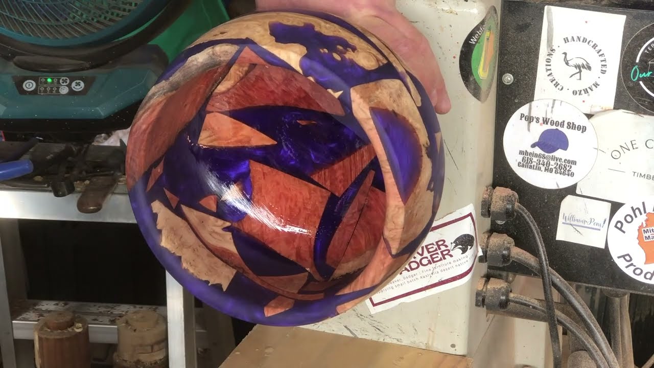 Not your average snack bowl - Woodturning a purple snack bowl