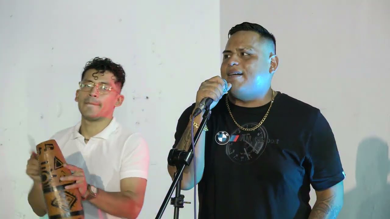 AHORA - LIAN URIEL Y ORQ. AY AMOR...MIS 30 AÑOS 