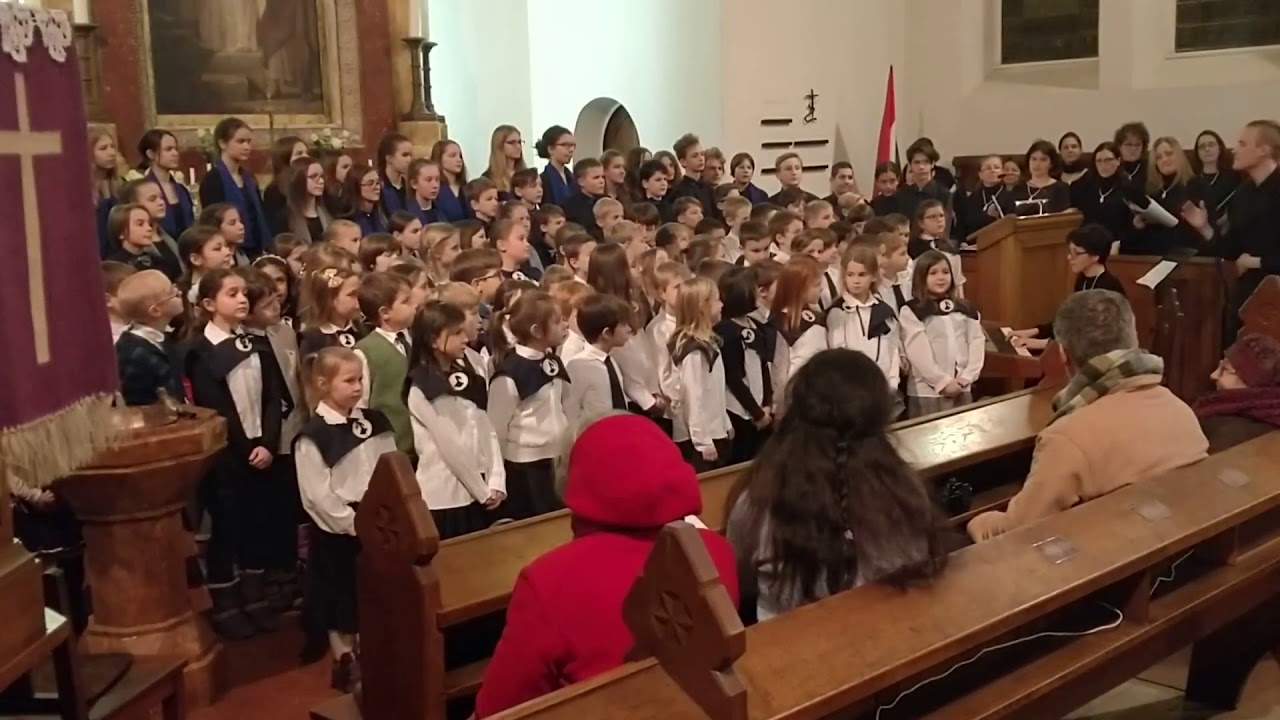 Kicsi Gyermek VID_20181218_175017.mp4