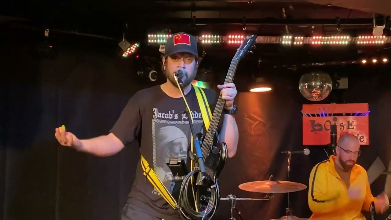 No No Square - Fauci Ouchie (Live)