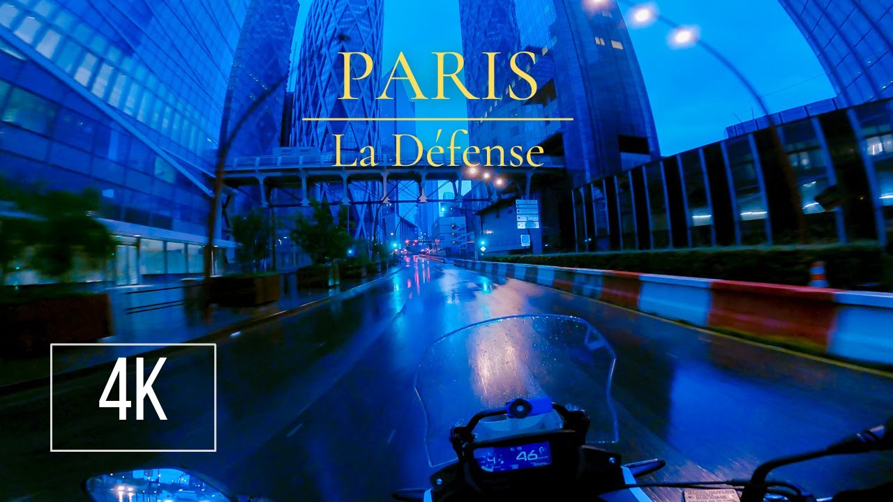 La Défense Peaceful Ride in the Rain in Paris [4K] - CB500X