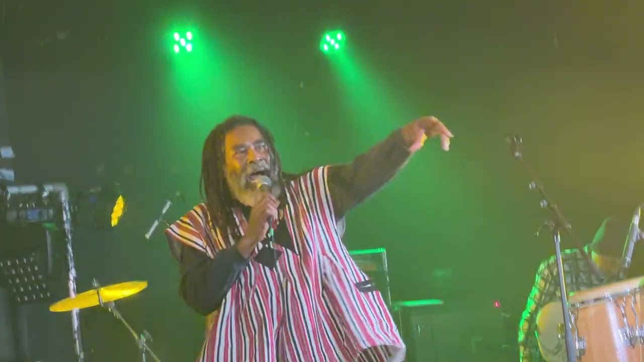Never Get Burn - Twinkle Brothers LIVE SHEFFIELD 