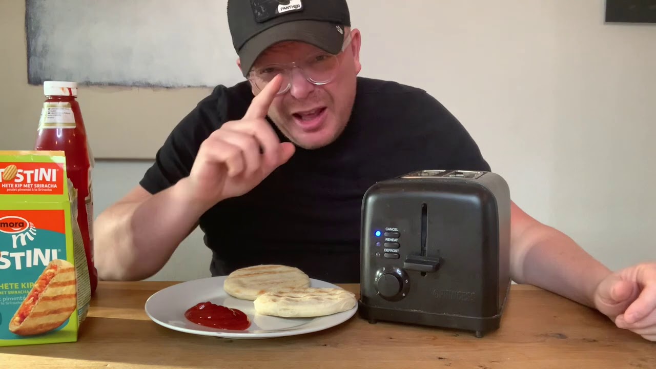 Review Tostini van Mora