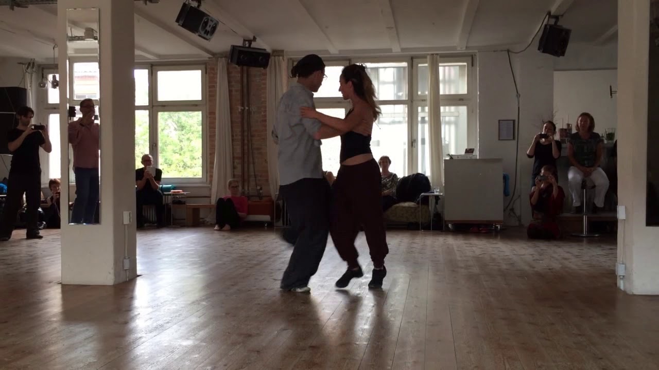 Back-Sacadas | Tangobewegung Berlin 2016 | Chantal & Sebastian
