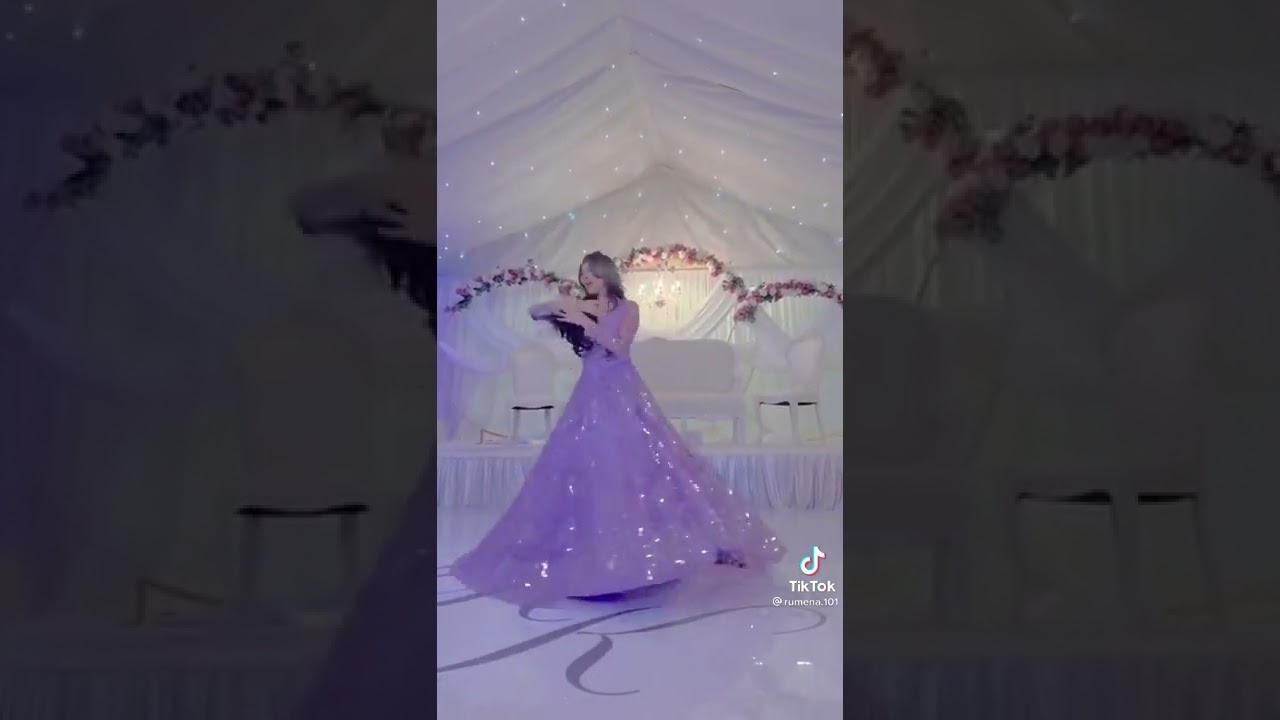 The bride is dancing💖💗 #new #dance #bride #wading #nadiajannat