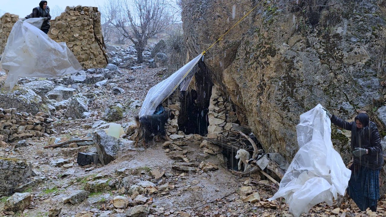 Nomadic life in the Zagros storm | Mother's battle alone with torrential rain