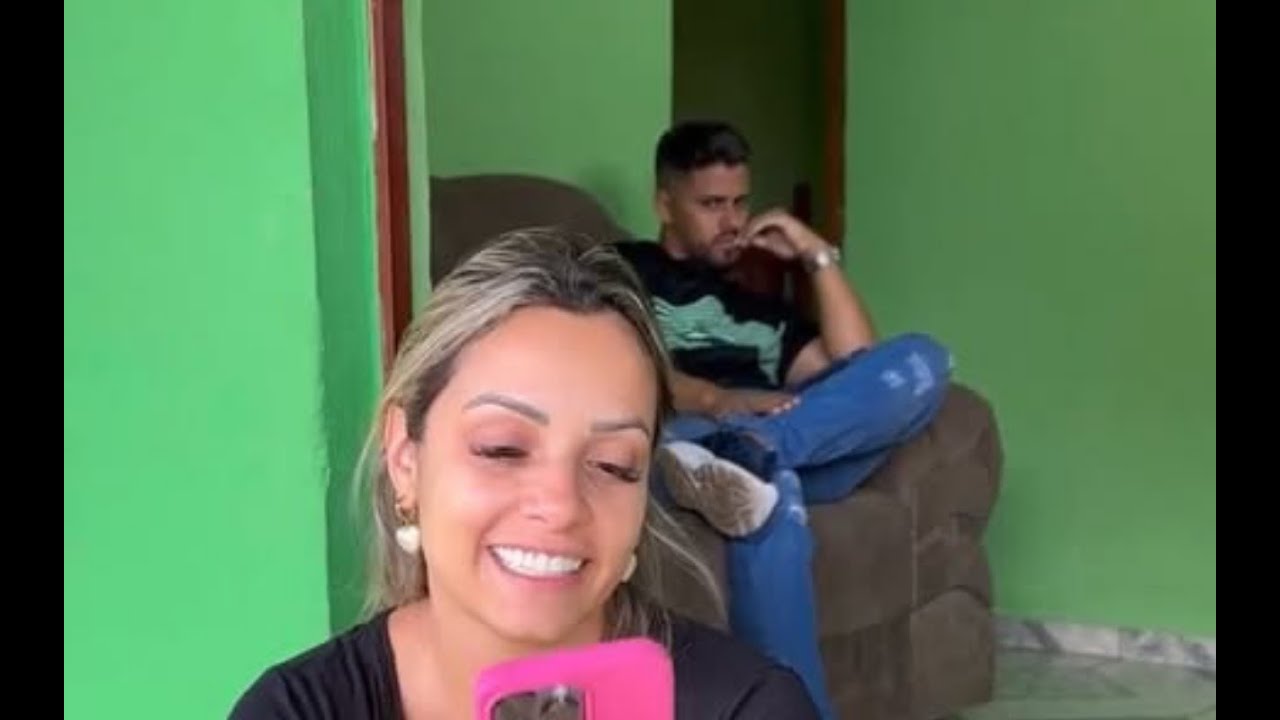 Ele achava que ela estava traindo ele mais ...