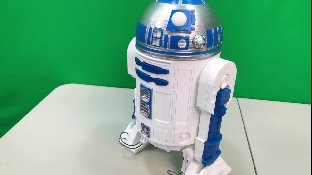 3D Printed R2D2 Model