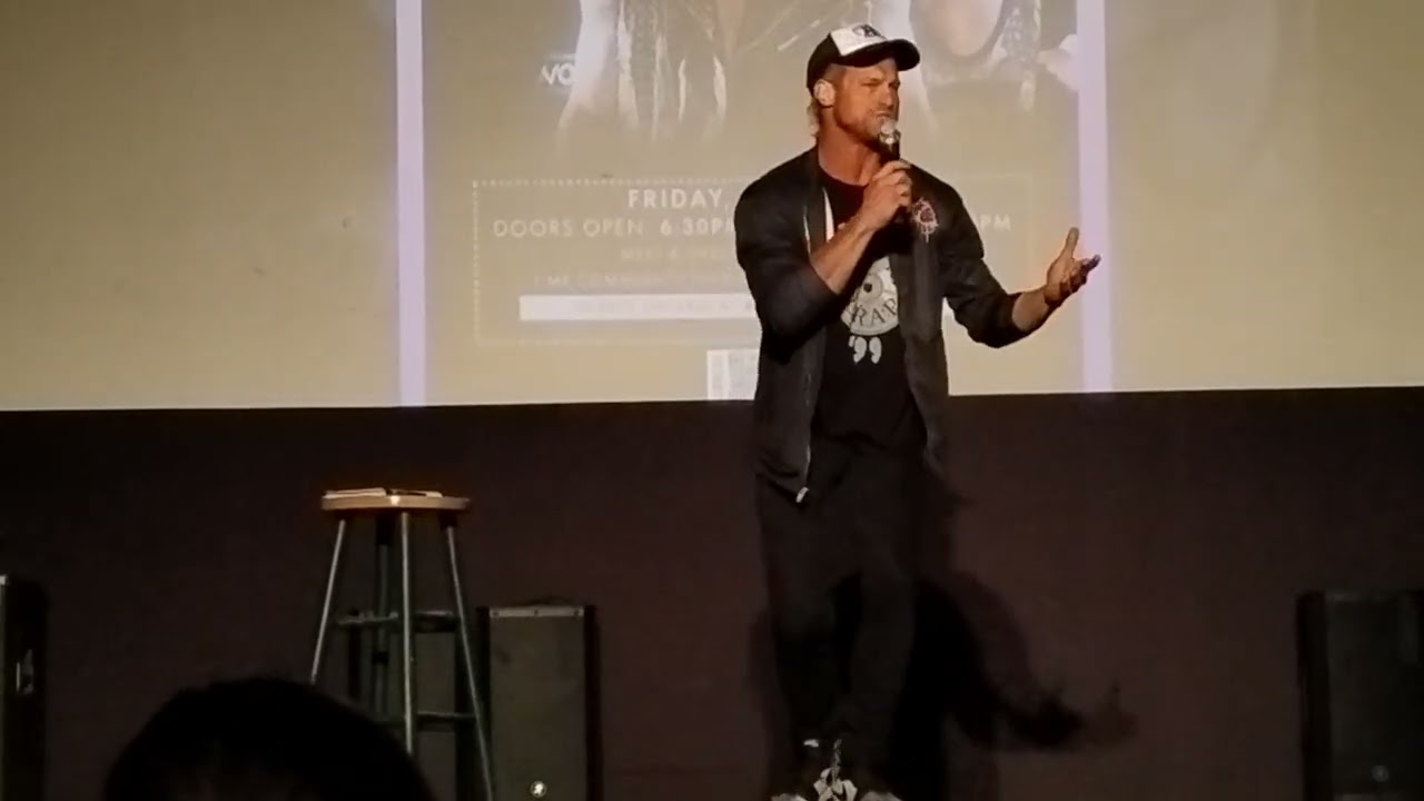 Stand up & Stories: Nic Nemeth (Part 1/2)