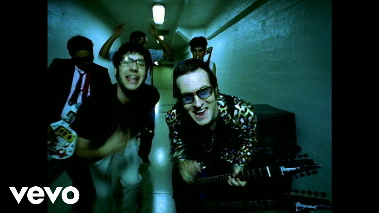 Reel Big Fish - Take On Me (Official Video)