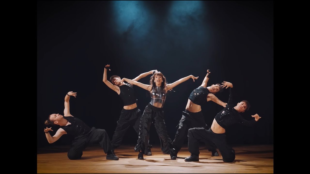 Melani - MI VOZ (Official Music Video)