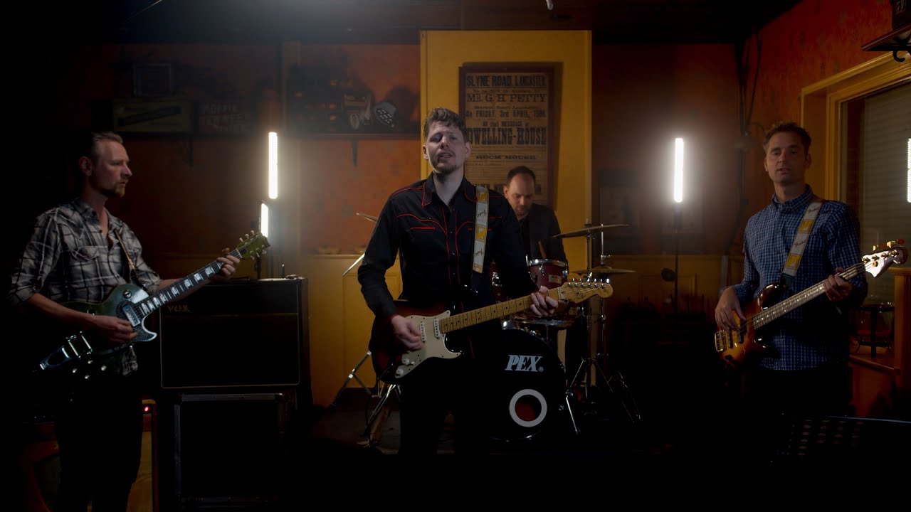 Hans Grondel - Step Into The Ring (Official Video)