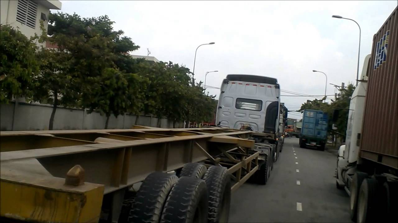 CAT LAI PORT'  TRAFFIC JAM & CONGESTION.