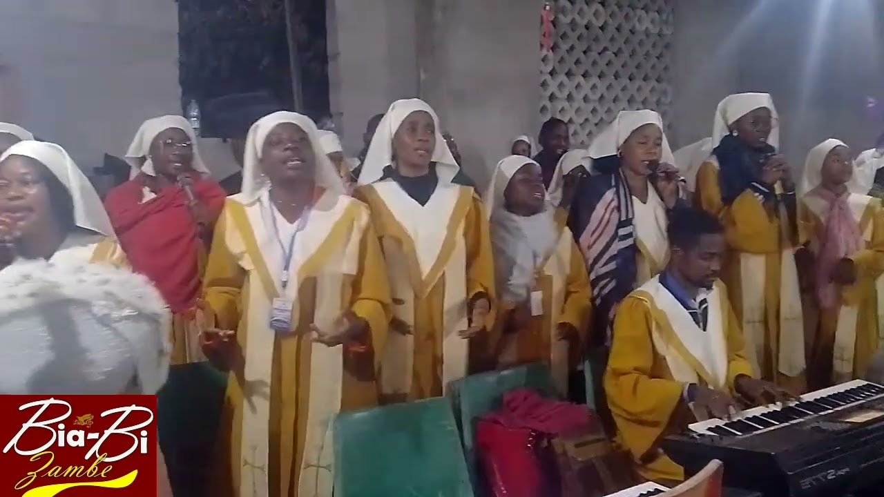 Live CHORALE LES CHANTEURS DU MESSIE ( GEORGES BIKOULA )