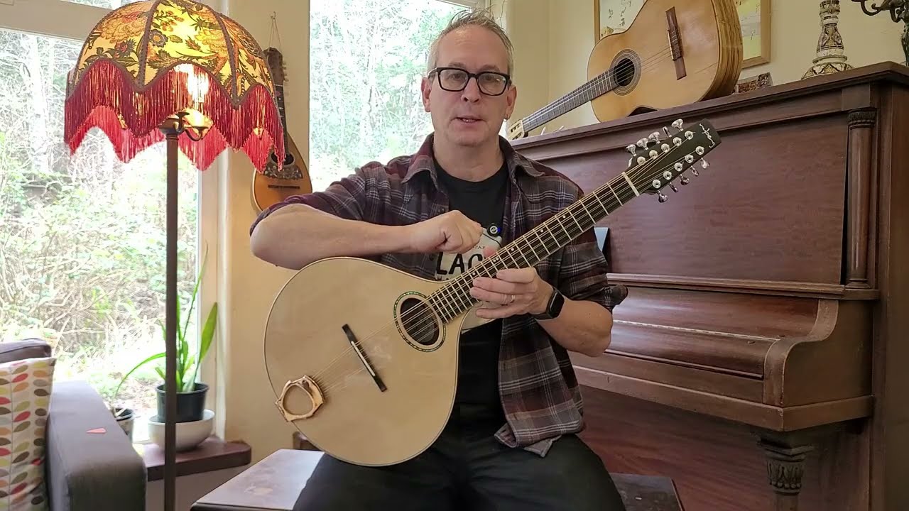 Cittern, Nyberg short scale/  Sapele body ; Sitka Spruce top