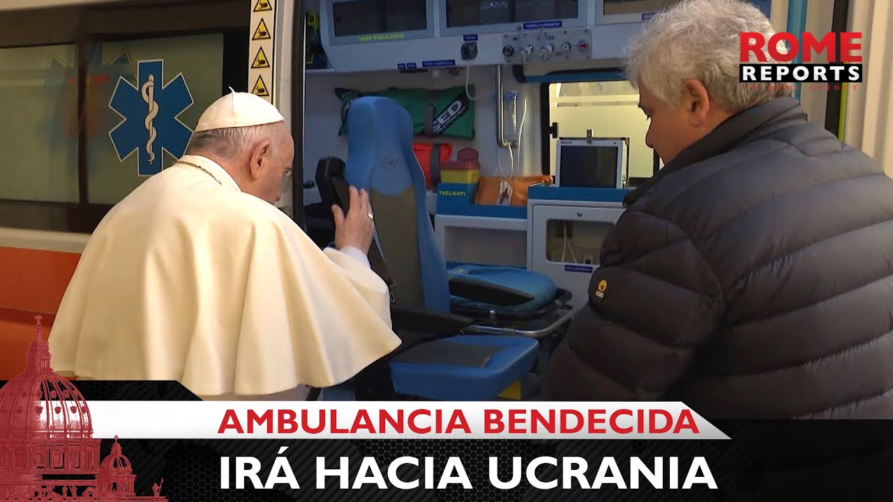 Cardenal Konrad Krajewski lleva a Ucrania ambulancia bendecida por el Papa