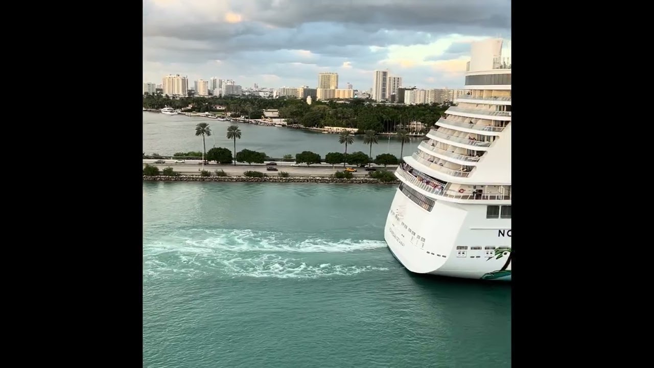 Sail away with freedom x Gateaway @MiamiCruise #cruiselife #youtubeshorts#viralshorts 