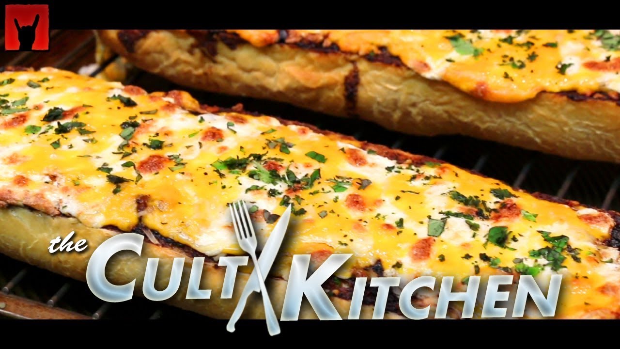 The Cult Kitchen: Cheesy Black Garlic Bread