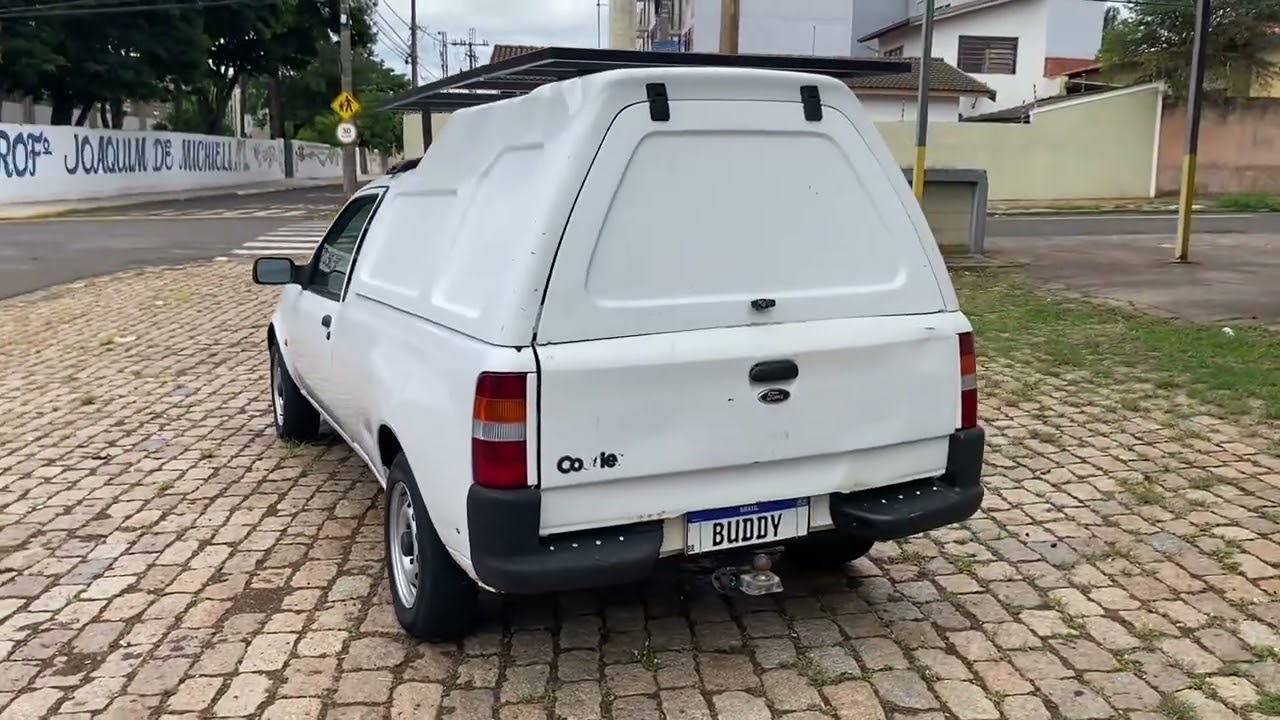 Ford Courier - 1.6 L - 2008 - A Venda 