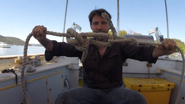 When to tie which knot on a boat