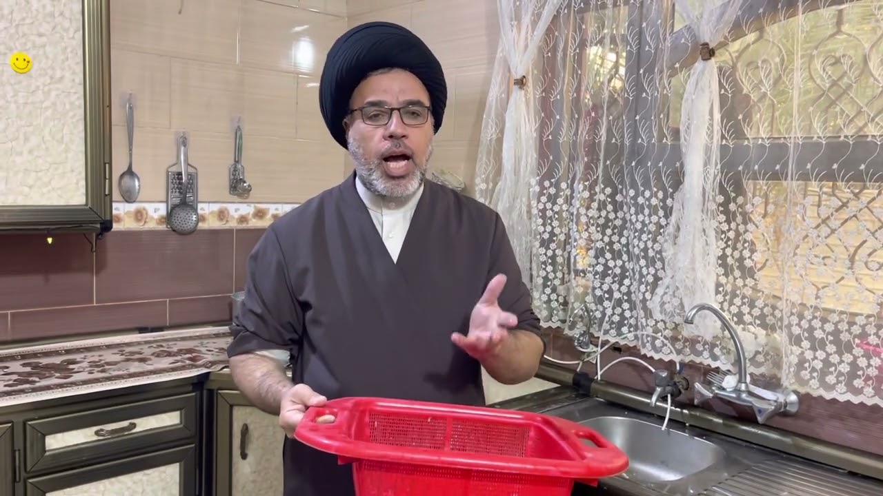 حكم الأكل الزائد الذي يقع في السنك