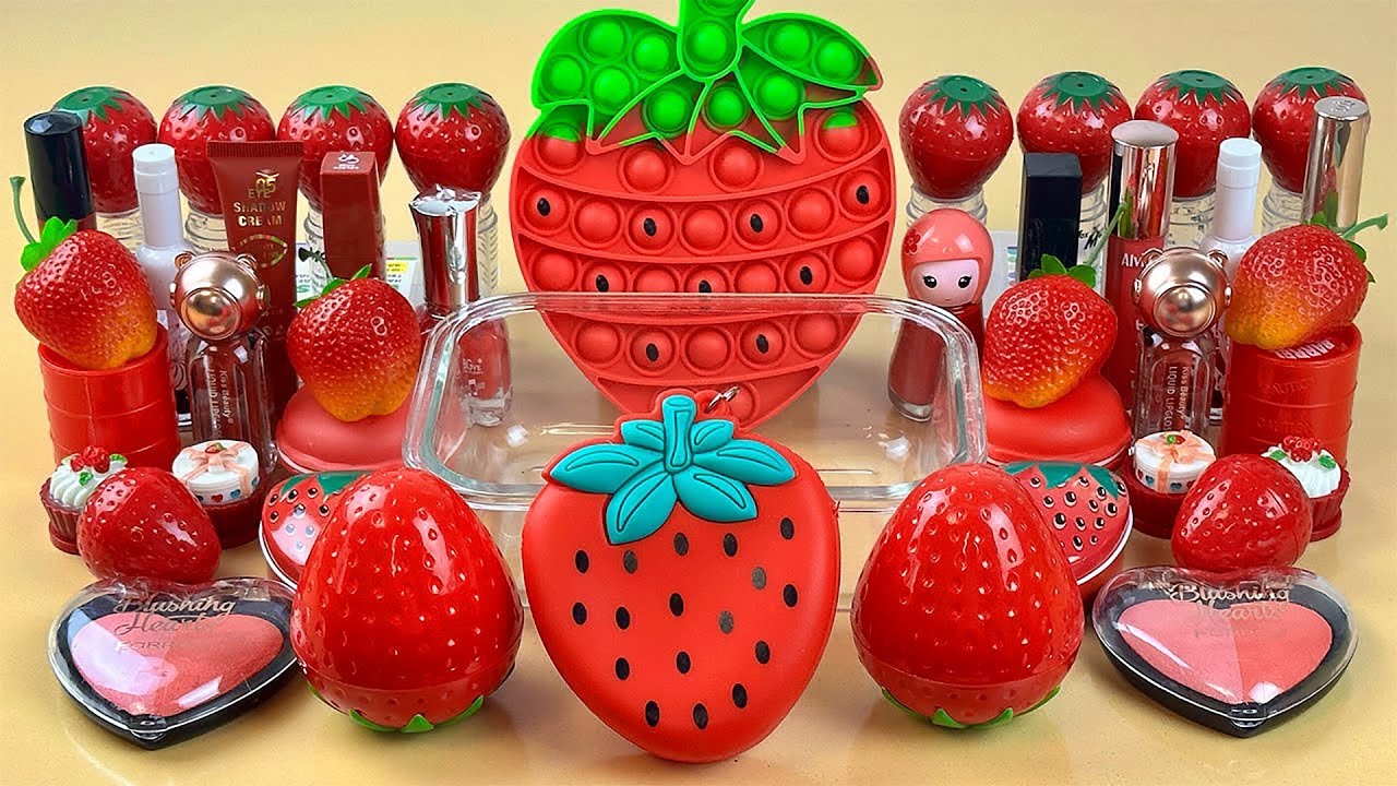 STRAWBERRY SLIME. Mixing makeup and glitter into Clear Slime. Satisfying Slime Videos 2160p.