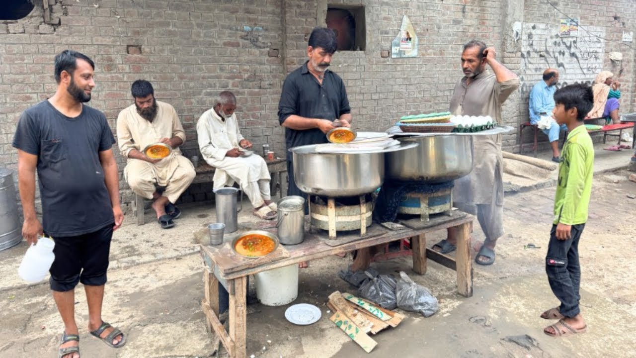 🇵🇰 Pakistan’s NEXT LEVEL Street Food Madness | Purana’s Ultimate Video Compilation