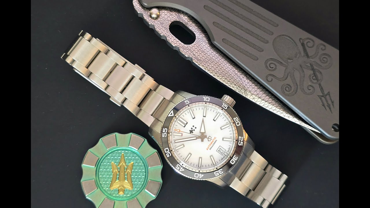 Christopher Ward C60 Trident Pro 300, Best mid-range diver that punches way above its weight class.