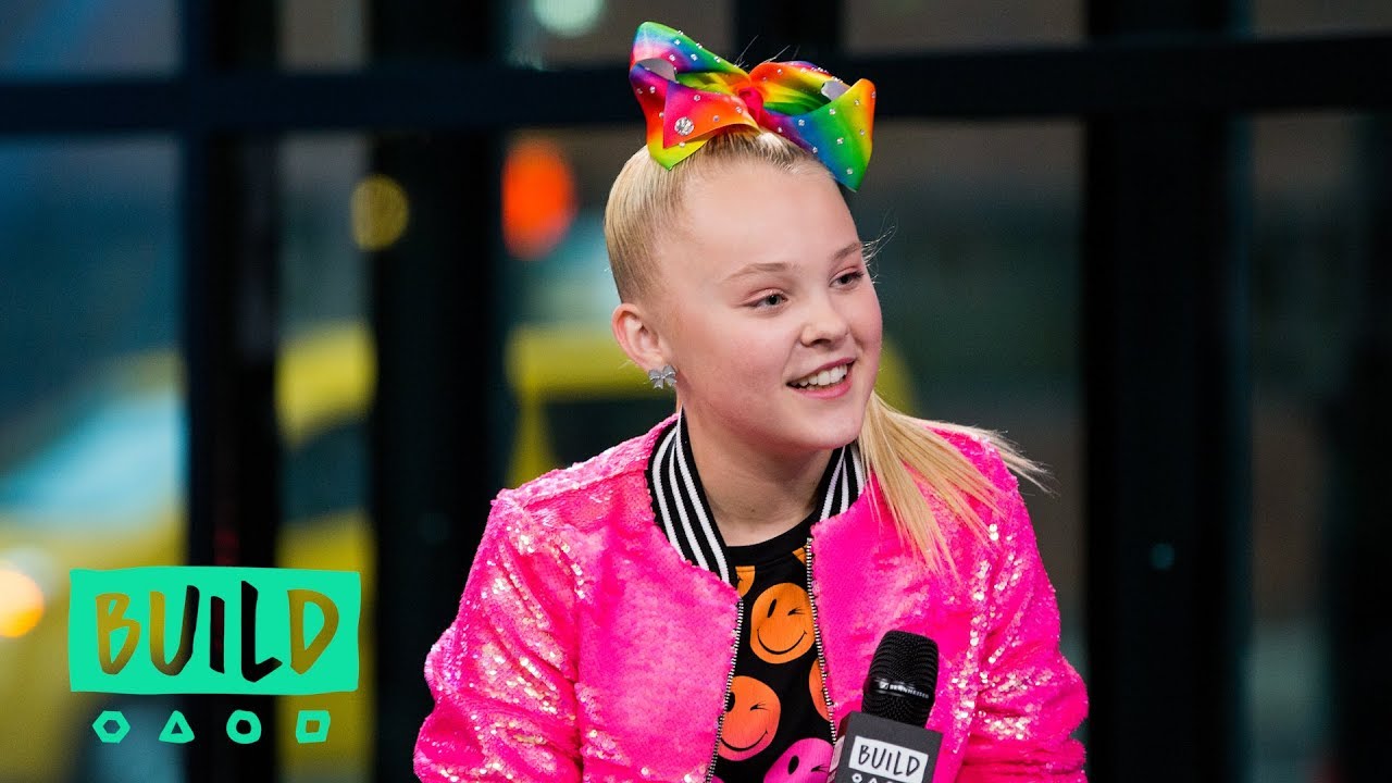 Jojo Siwa On Her Nickelodeon Special, 