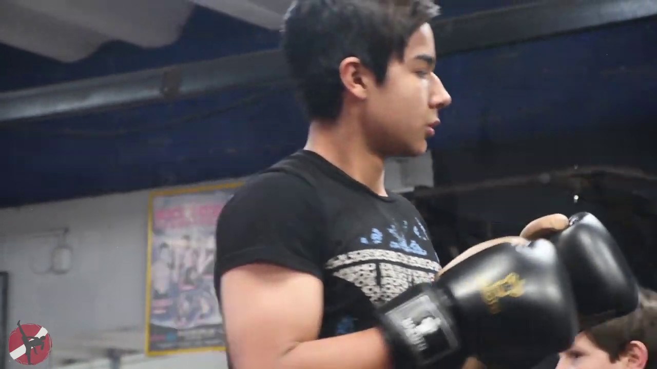 Muay Thai en el Perú- Entrevista a Rodrigo Jorquera: Escuela de Campeones F-14