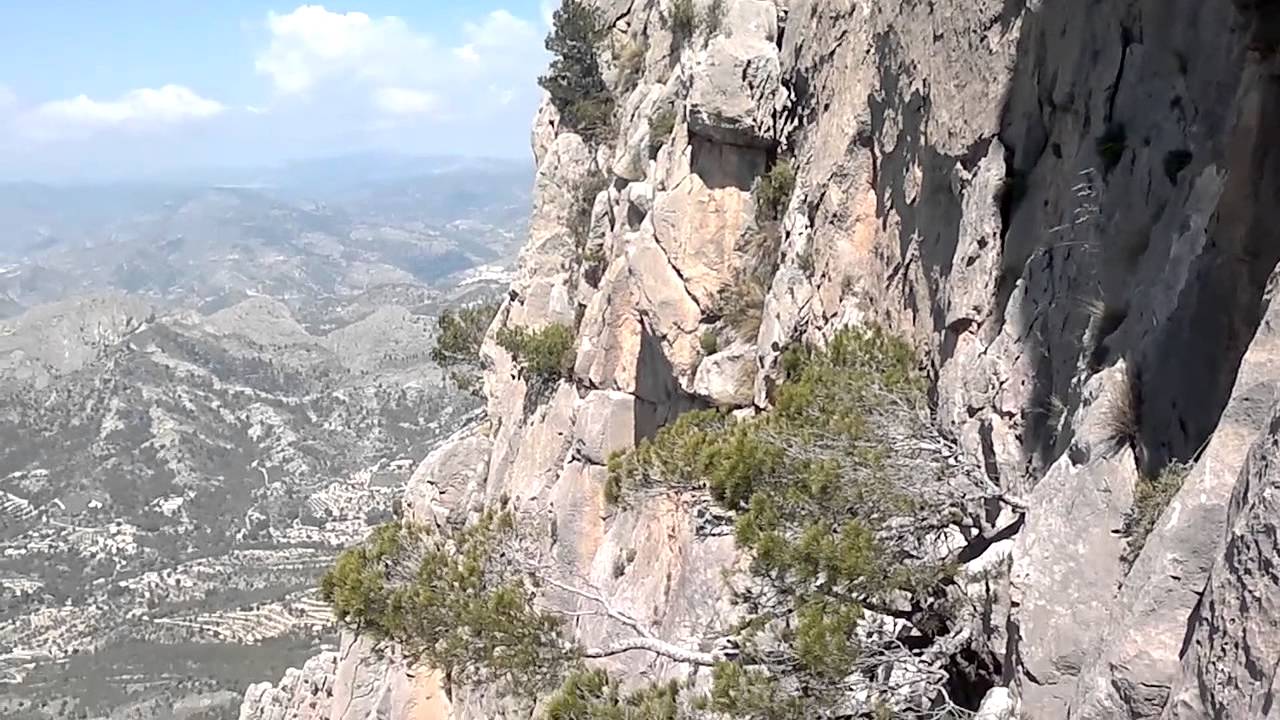 VIDEO ESPOLÓN CENTRAL PUIG CAMPANA Mayo 2013
