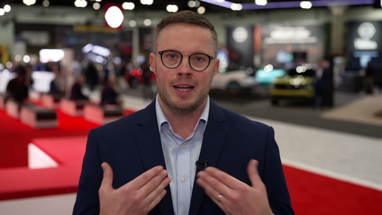 Inside @LAAutoShow  JATO&rsquo;s Paul Hilton on the future of automotive data