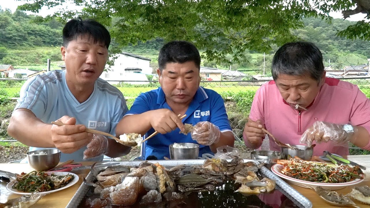 꽃게장이 이렇게 맛있다고? 진짜 밥도둑 맞네! [Marinated Blue Crab with Soybean Sauce]