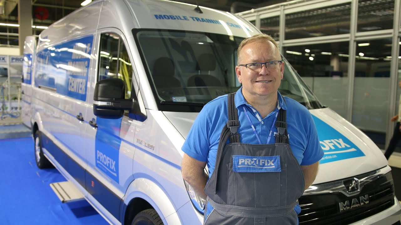 Odwiedzamy mobilne centrum szkoleniowe PROFIX