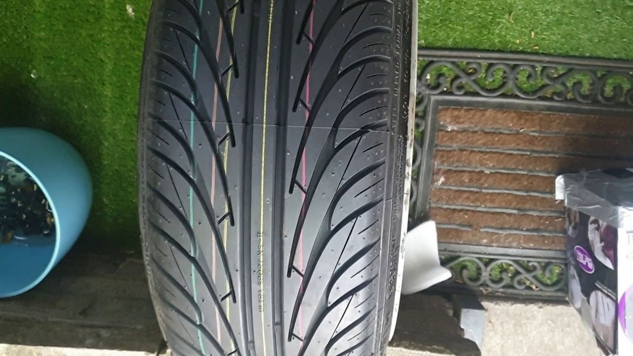 215/40 Nankang NS2 on 18x9J Audi Speedline alloys