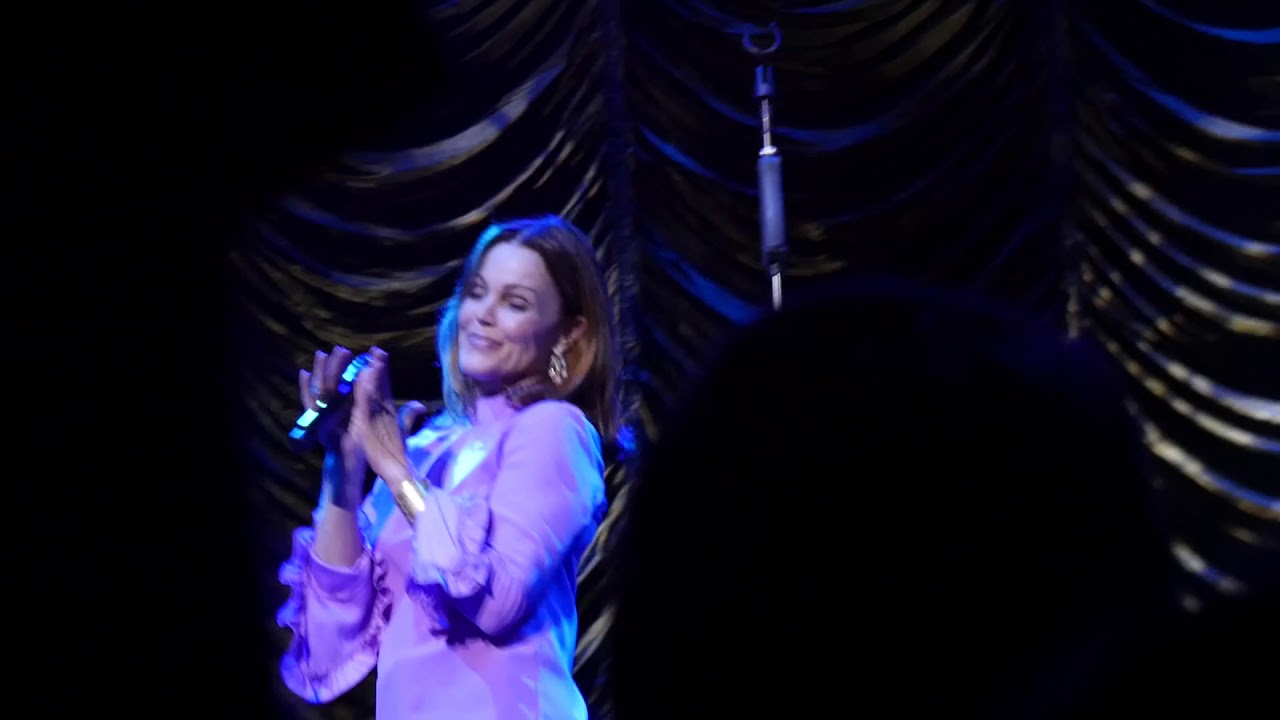 Belinda Carlisle - La Luna