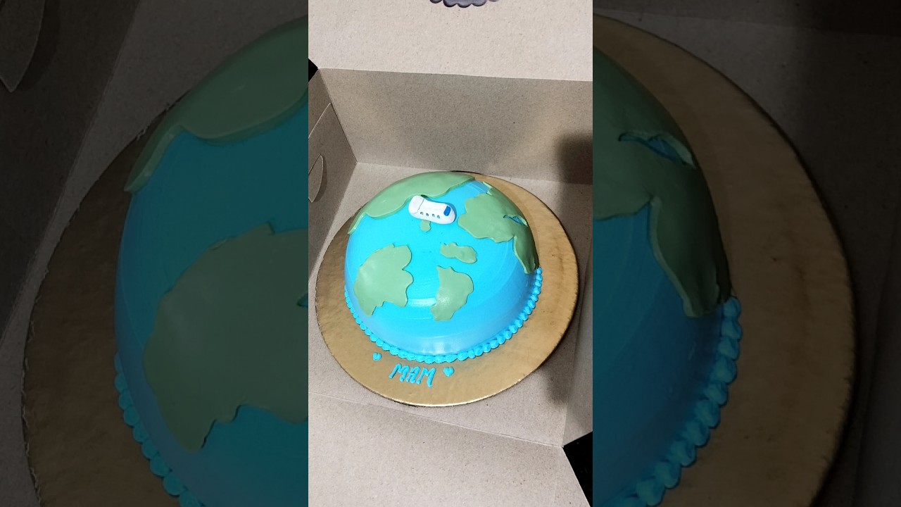 Earth cake for geography teacher 