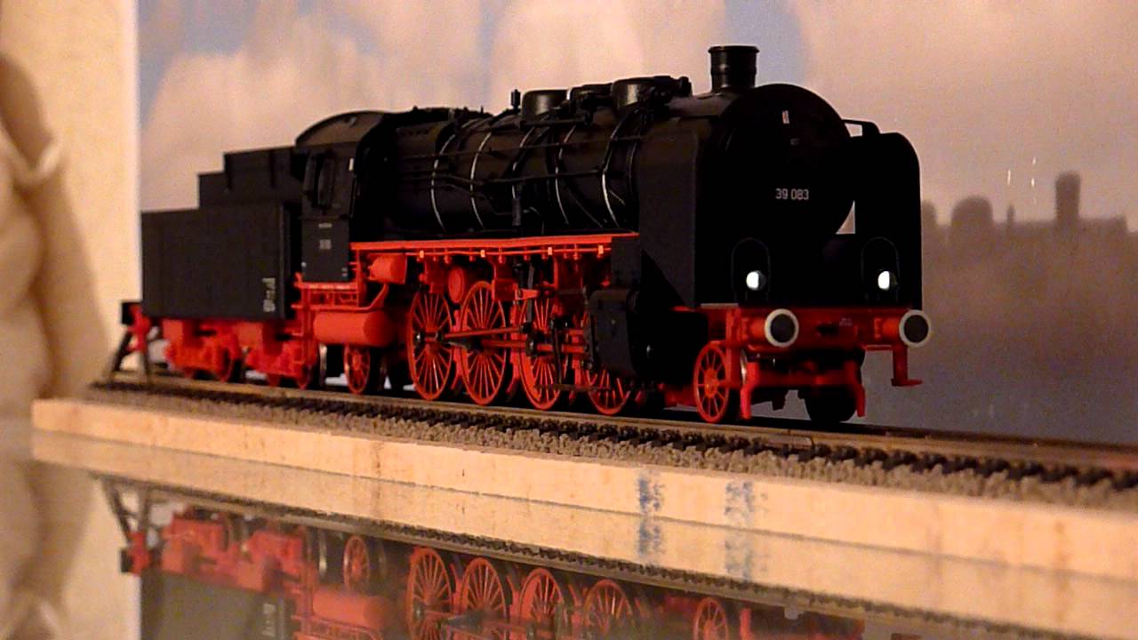 Trix DB 39 053 with DCC sound