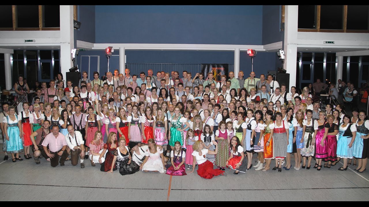 Dirndl-Ball mit Amazonas Express in Gruibingen