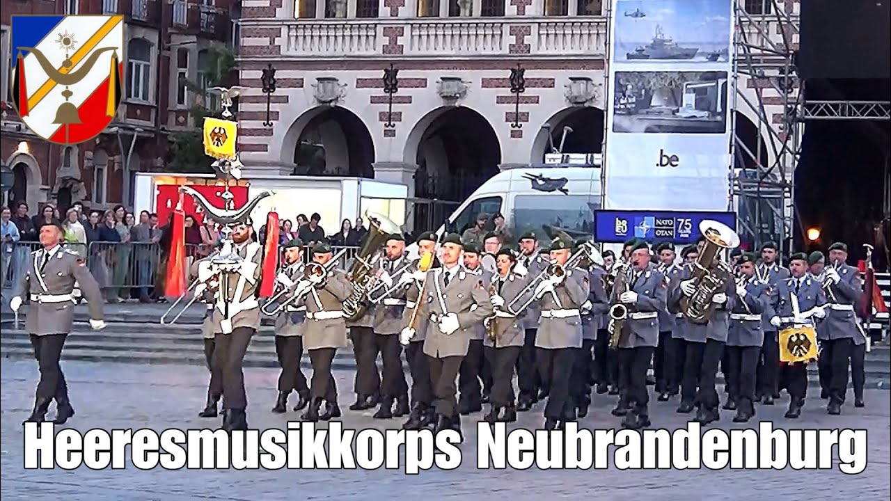 Oberschlesierlied/Mecklenburglied/Weserlied - Heeresmusikkorps Neubrandenburg - Deutsche Marschmusik