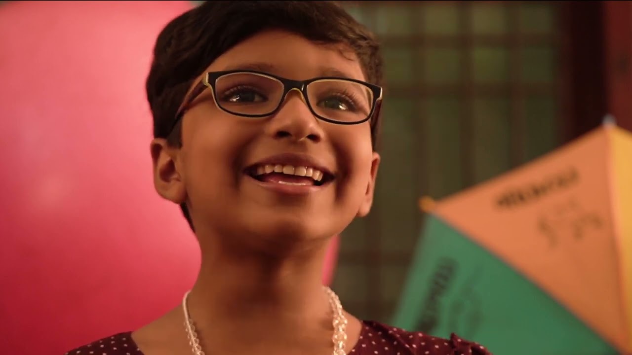 തുമ്പി വാ തുമ്പക്കുടത്തിൽ എന്ന ഗാനവുമായി സിയന്ന ജാൻ