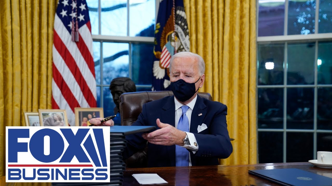 Biden addresses economic crisis, signs executive orders on COVID-19 relief