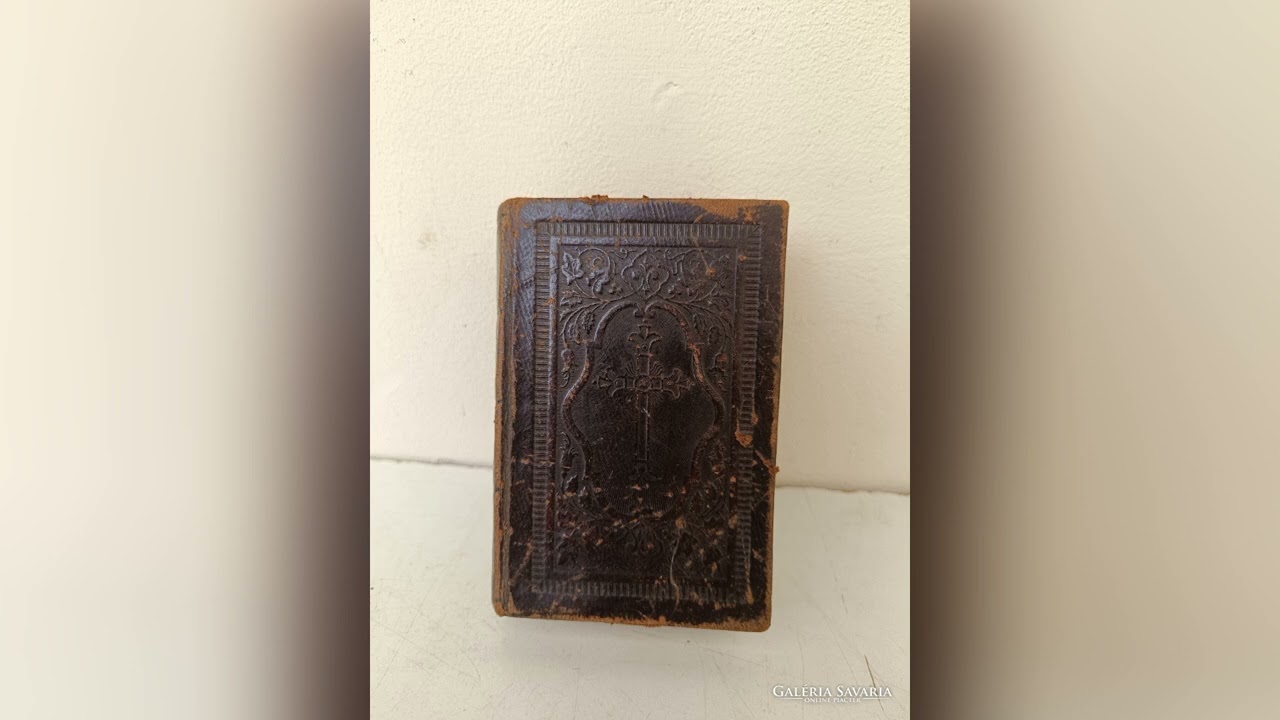 Öröm egy régi biblia által