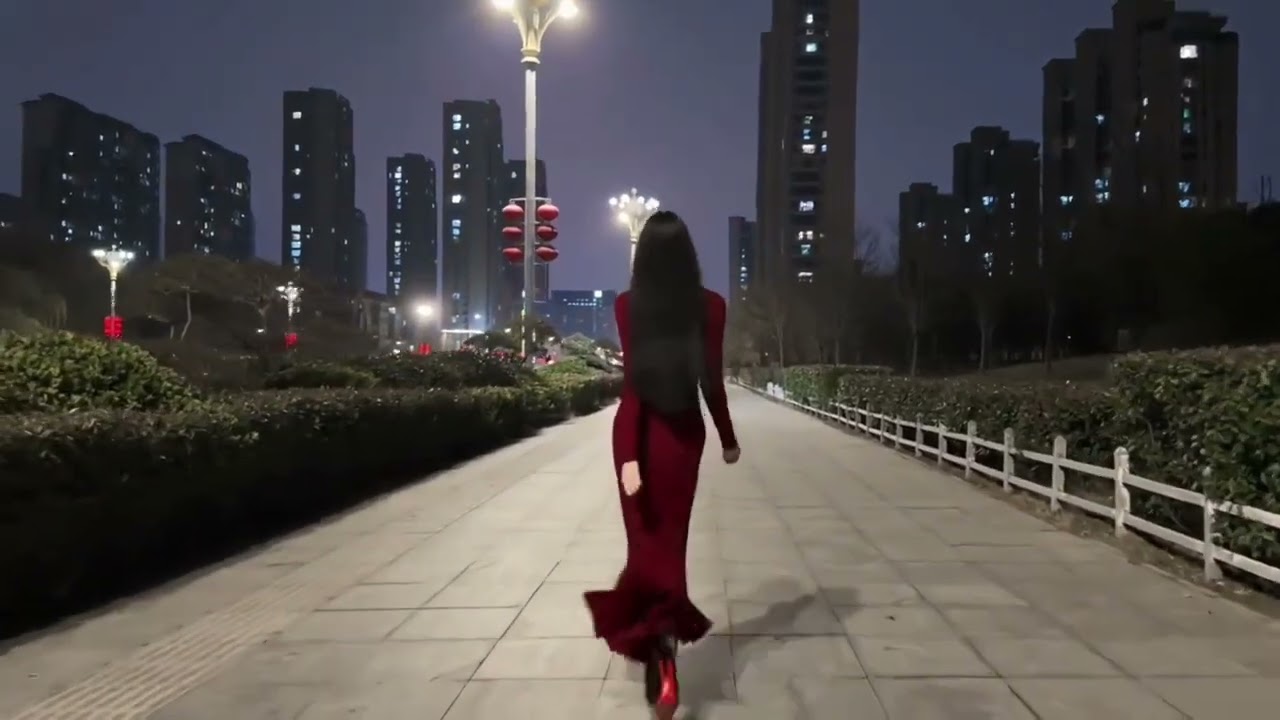 我的节奏，从来不需要别人来校准#hpaw #我的背影  