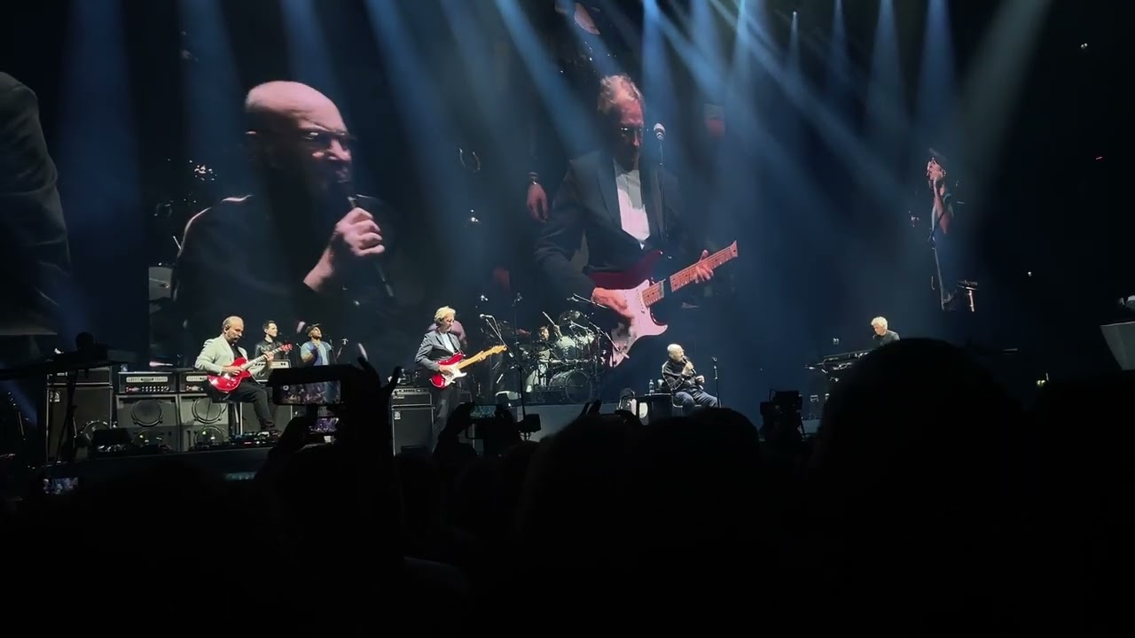 Genesis - Behind The Lines/Duke's End/Turn It On Again @ Ziggo Dome Amsterdam 21/3/2022