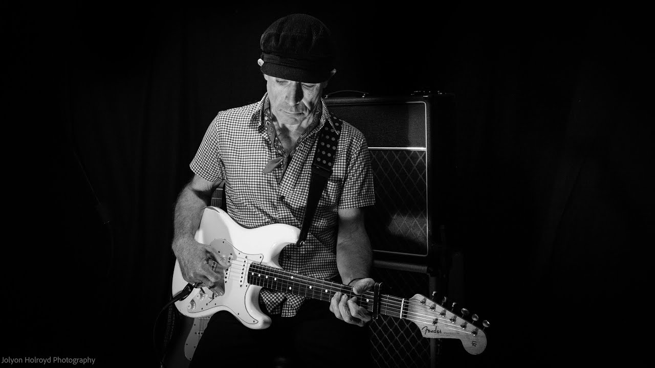 Andrew Claridge Plays A Selection Of Classic Melodies. Medley 1 (Monochrome)